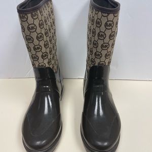 Michael Kors rain boots size 8